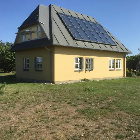 Dobbelt Beach House Langeland, 190m2, 4 Sovevaerelser, 20 M Til Strand 别墅 *